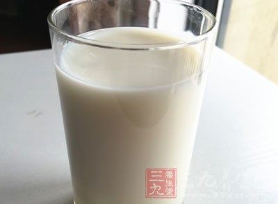 过期牛奶可以做面膜吗